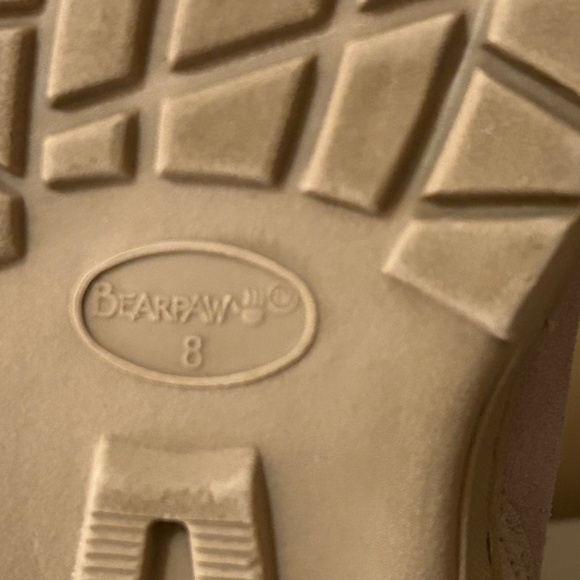 BearPaw Sheepskin Suede Meadow 10β Boots Stone Grey Size 8 EUC - Picture 7 of 13